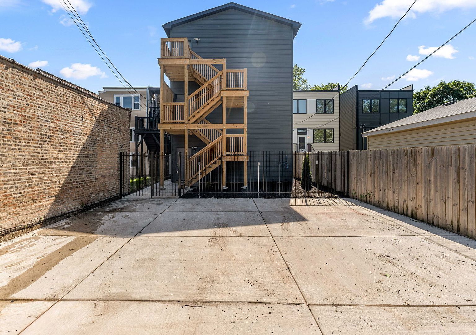 6150 S Saint Lawrence Avenue Unit: 3