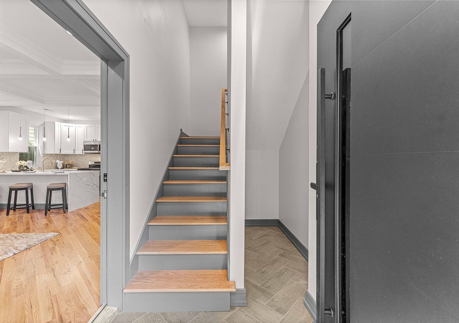 6150 S Saint Lawrence Avenue Unit: 3