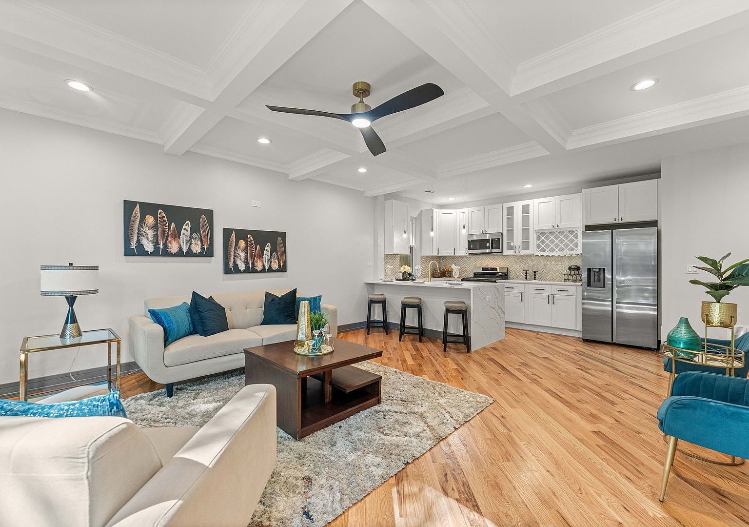 6150 S Saint Lawrence Avenue Unit: 3