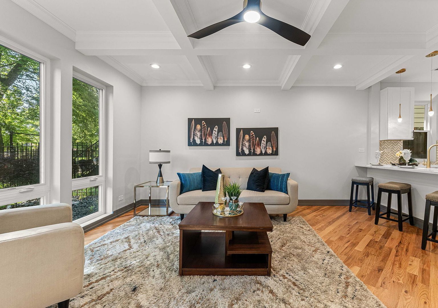 6150 S Saint Lawrence Avenue Unit: 3