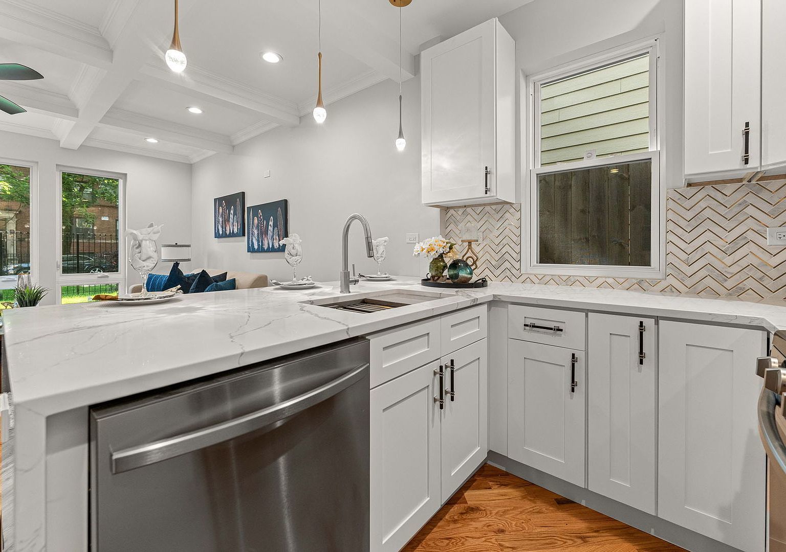6150 S Saint Lawrence Avenue Unit: 3