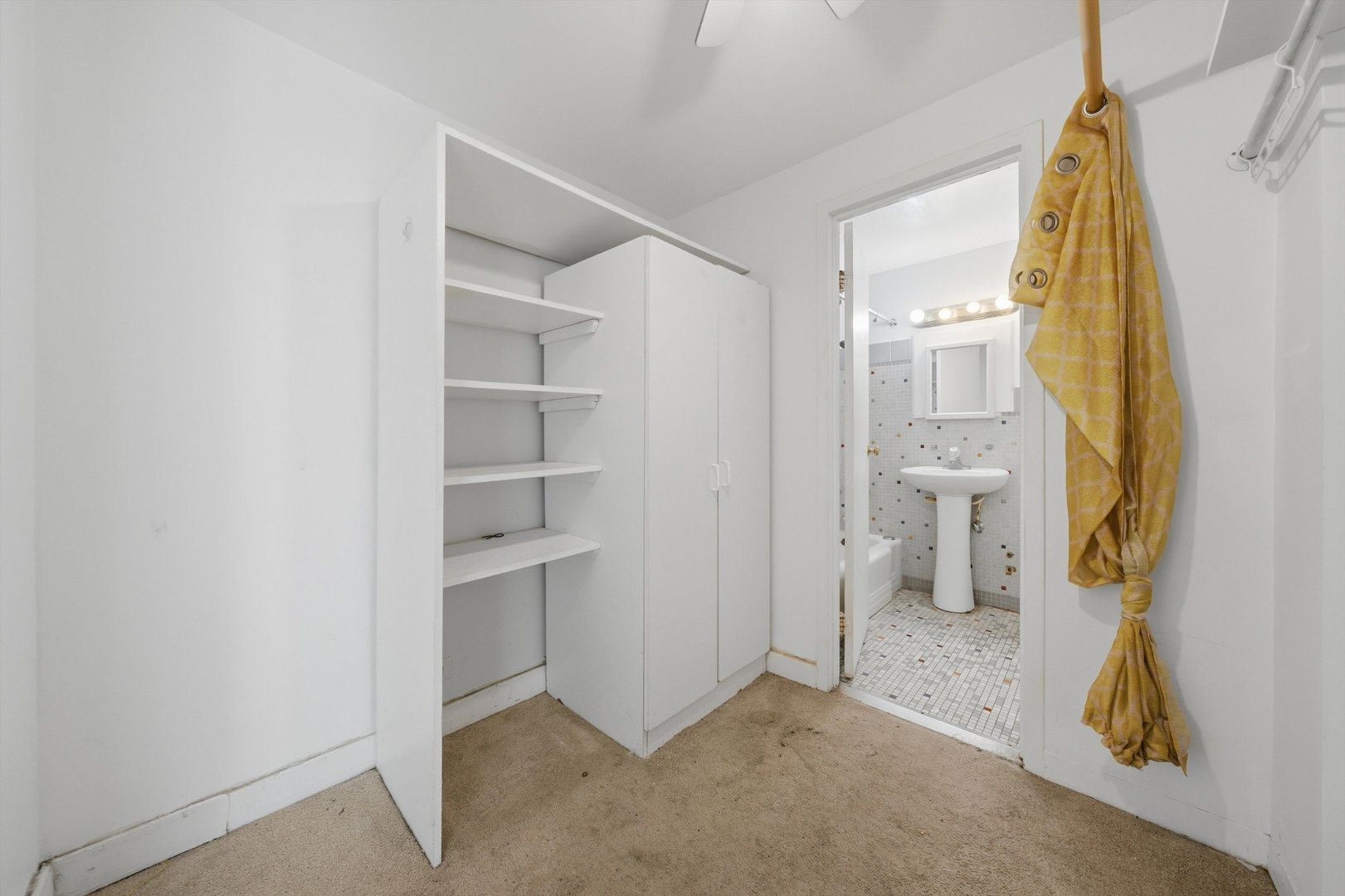 7337 S South Shore Drive Unit: 1410