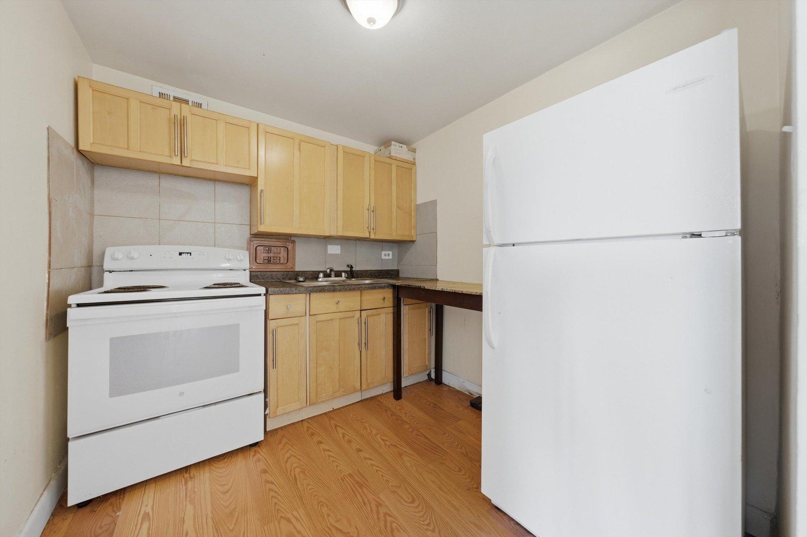 7337 S South Shore Drive Unit: 1410