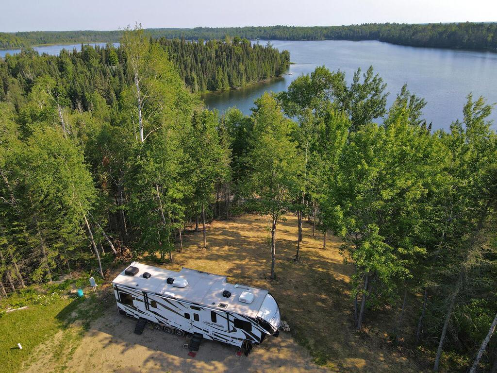 53550 Little Bear Trail