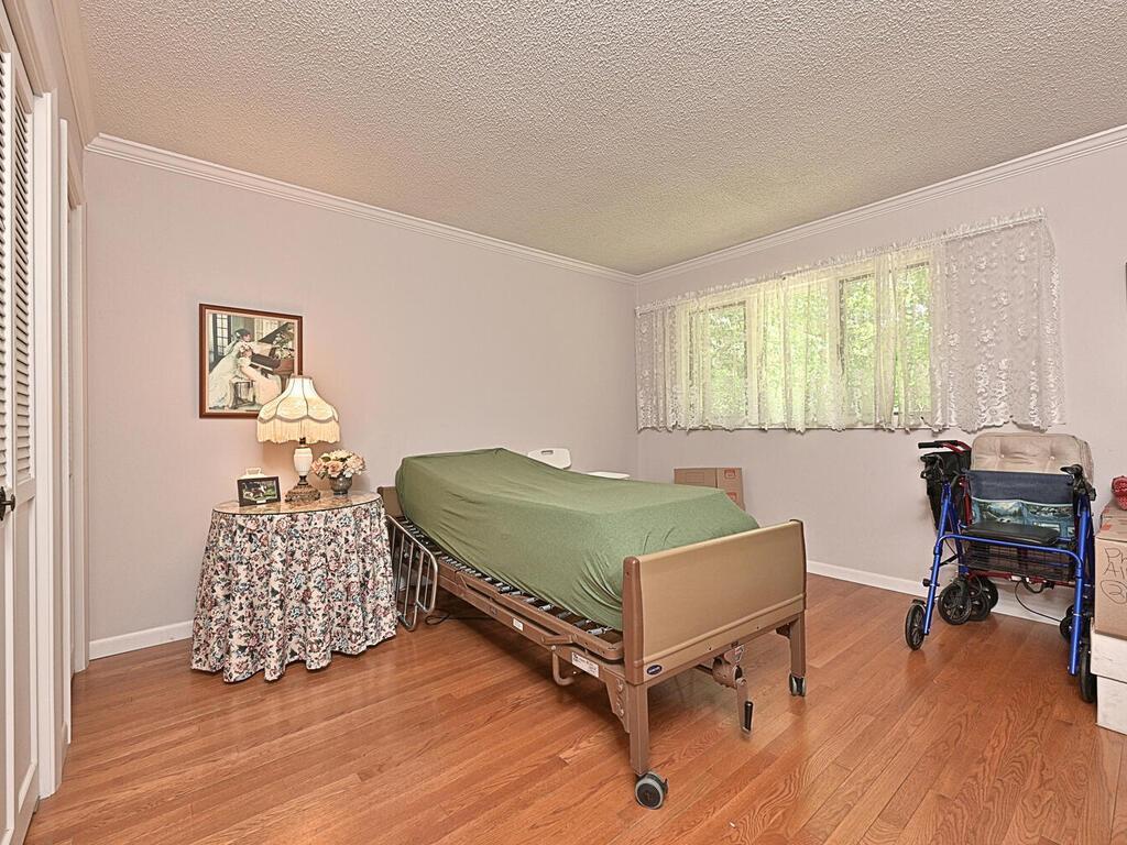 20761 Moose Point Road