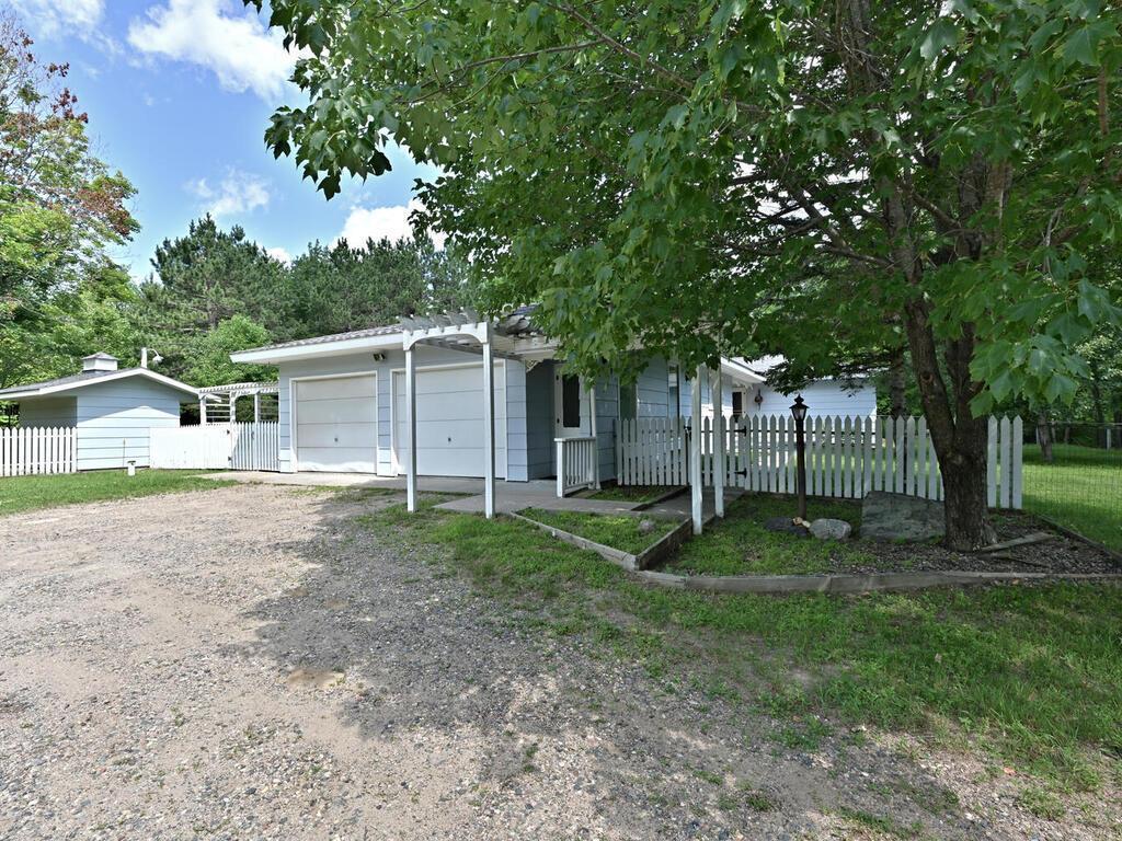 20761 Moose Point Road