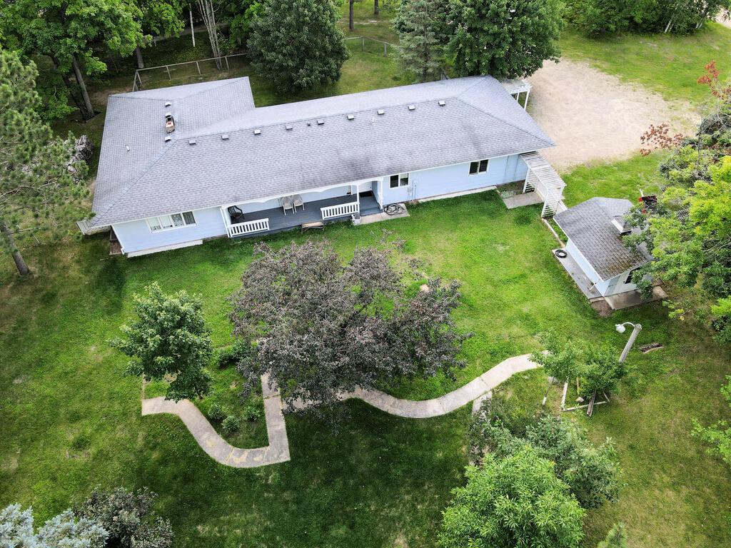 20761 Moose Point Road