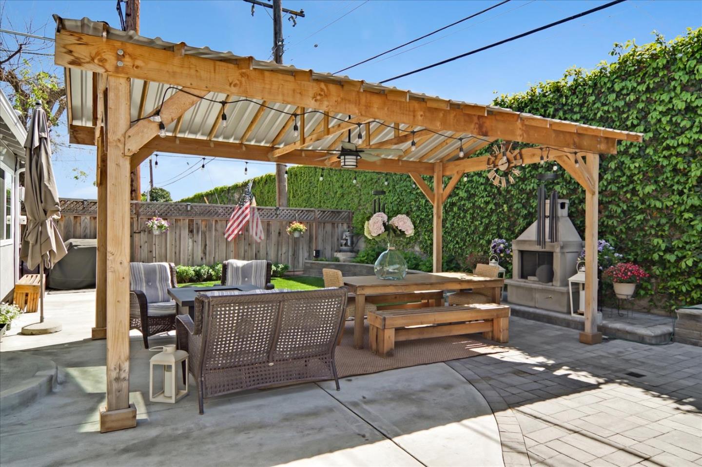 1405 San Juan AVE