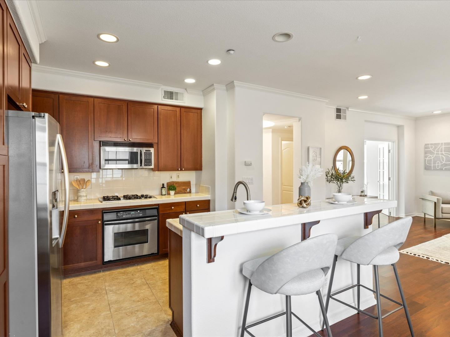 326 Adeline AVE