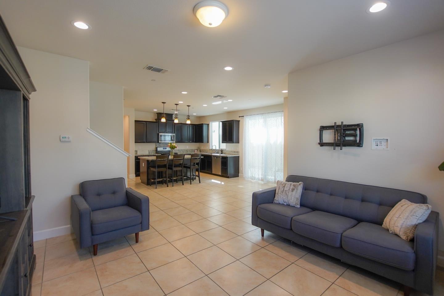 145 Heartland DR
