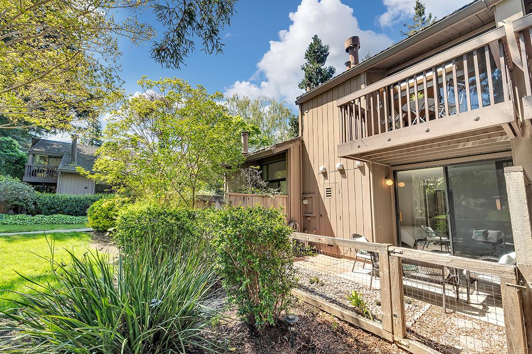 233 Horizon AVE