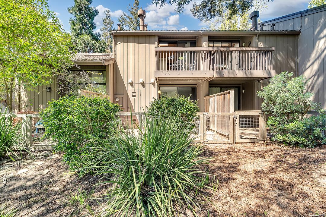 233 Horizon AVE