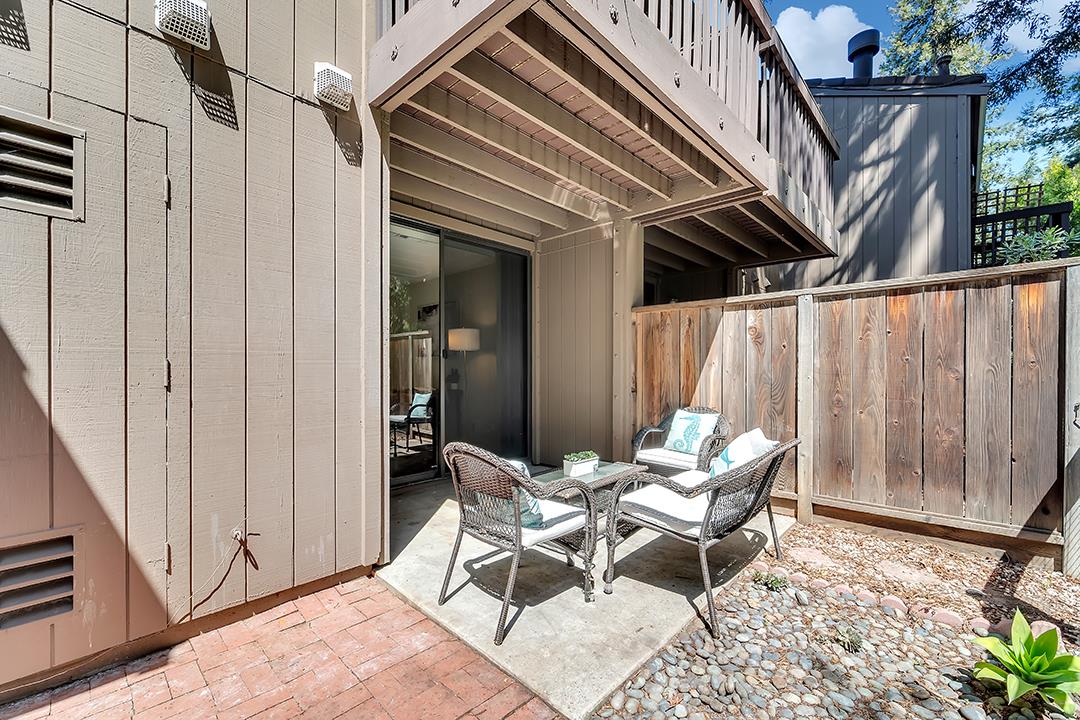 233 Horizon AVE
