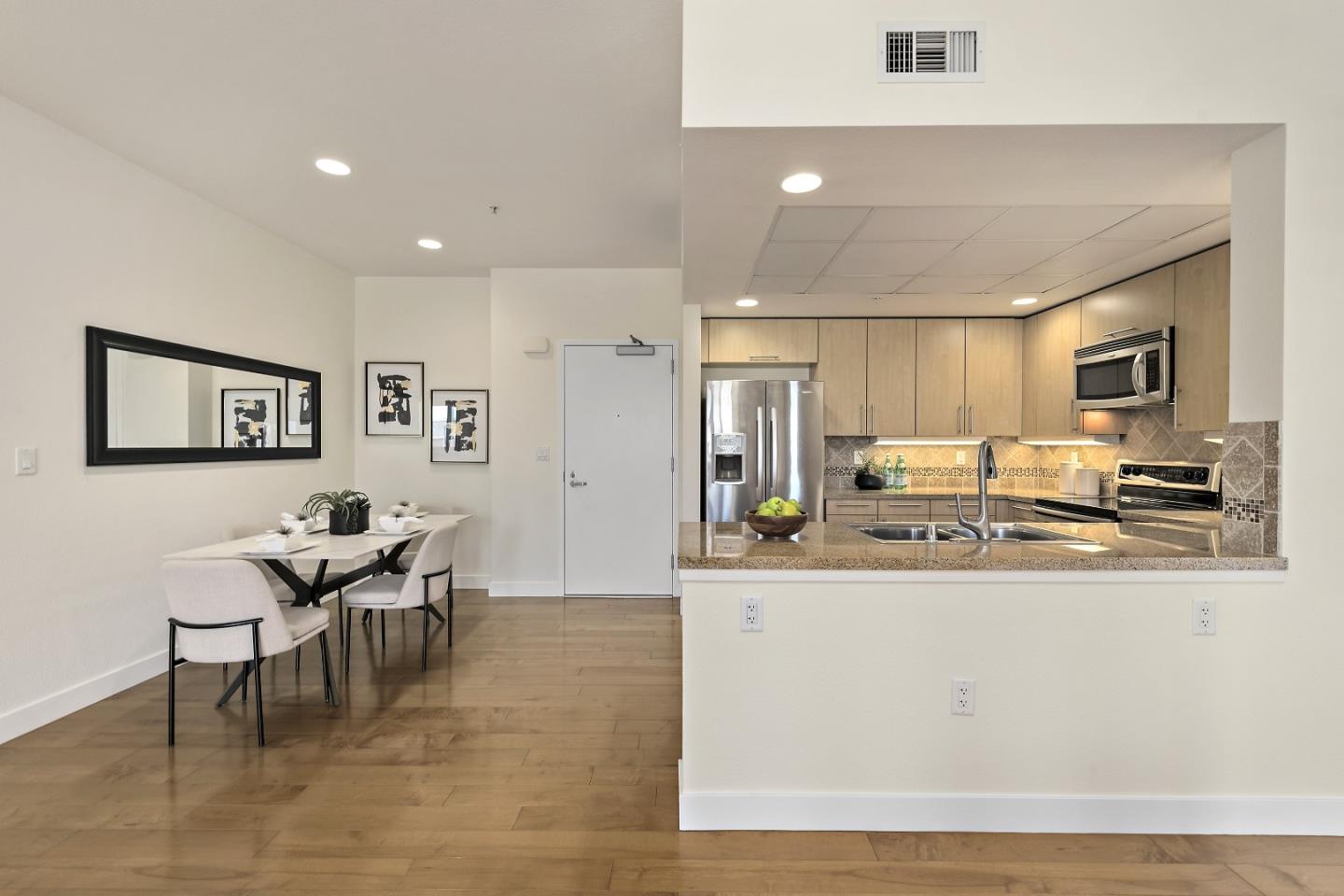 88 Bush ST 3111