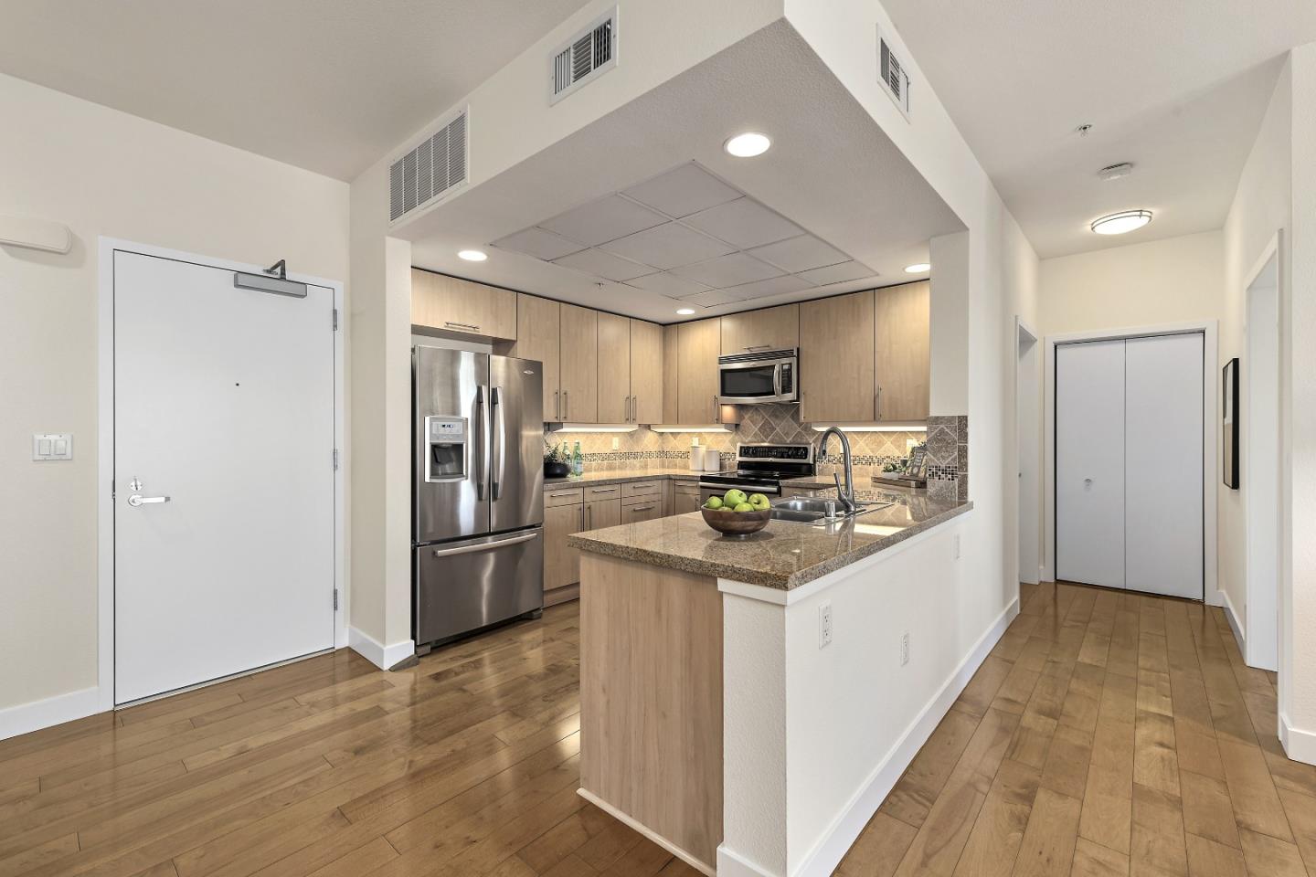 88 Bush ST 3111
