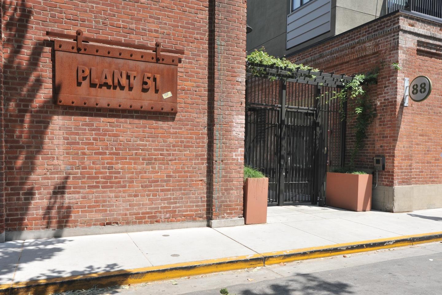 88 Bush ST 3111
