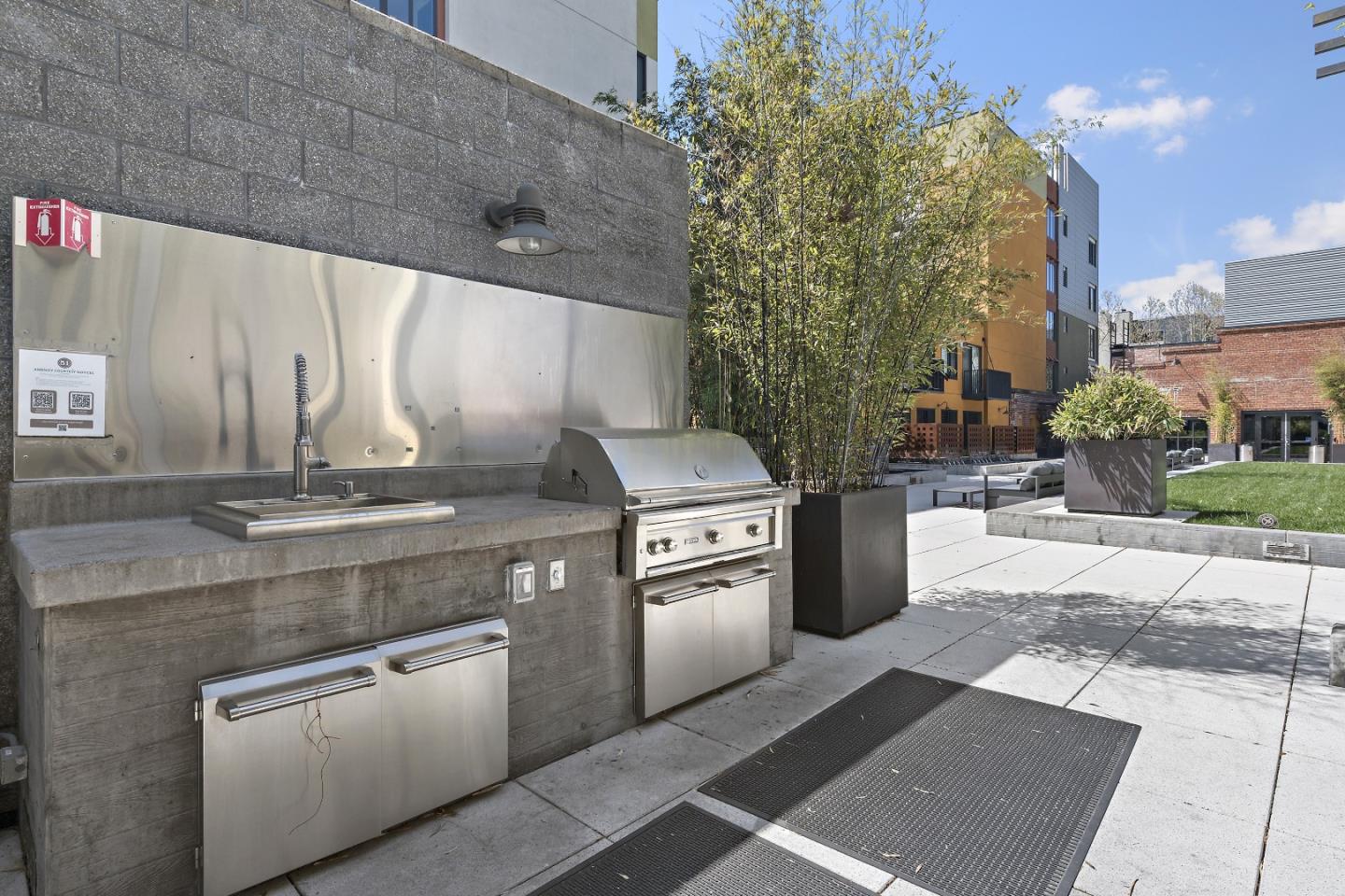 88 Bush ST 3111