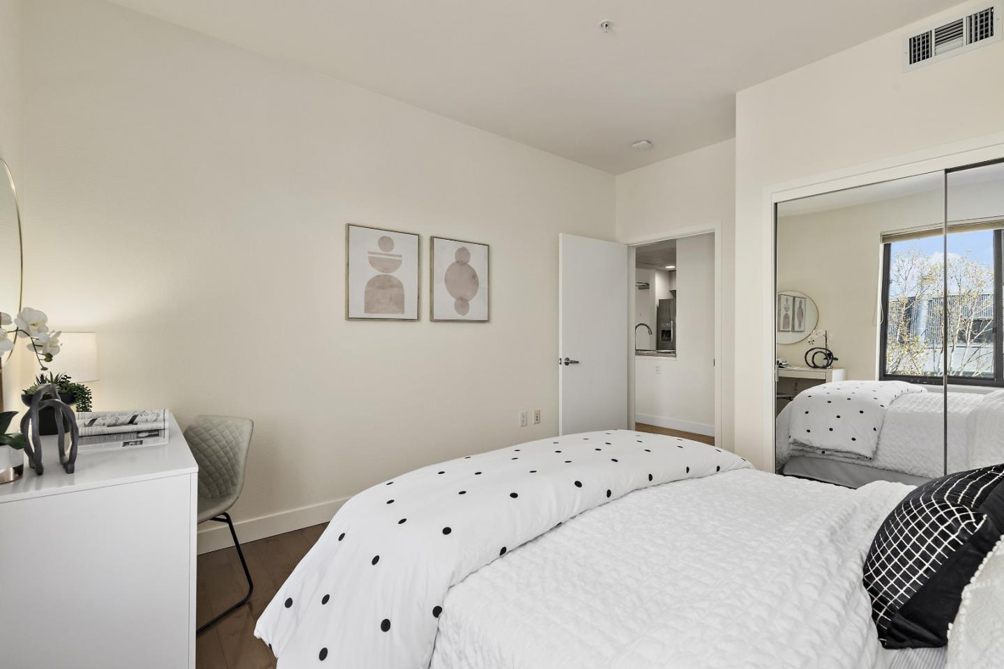 88 Bush ST 3111