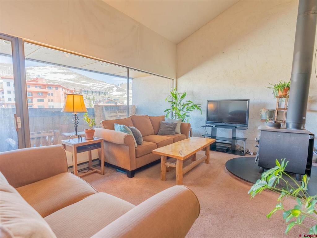 40 Marcellina Lane Unit: 28