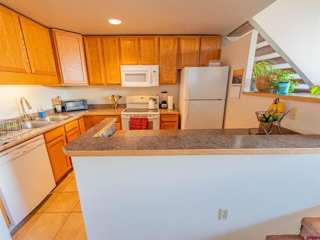 40 Marcellina Lane Unit: 28