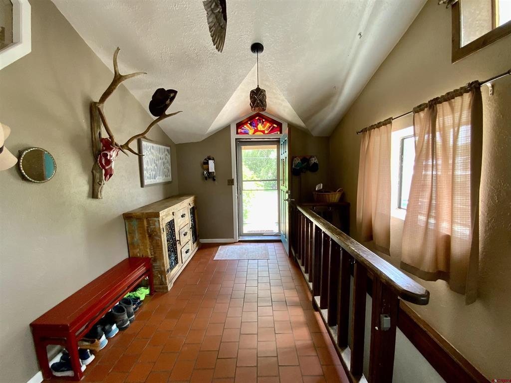 916 W Denver Avenue