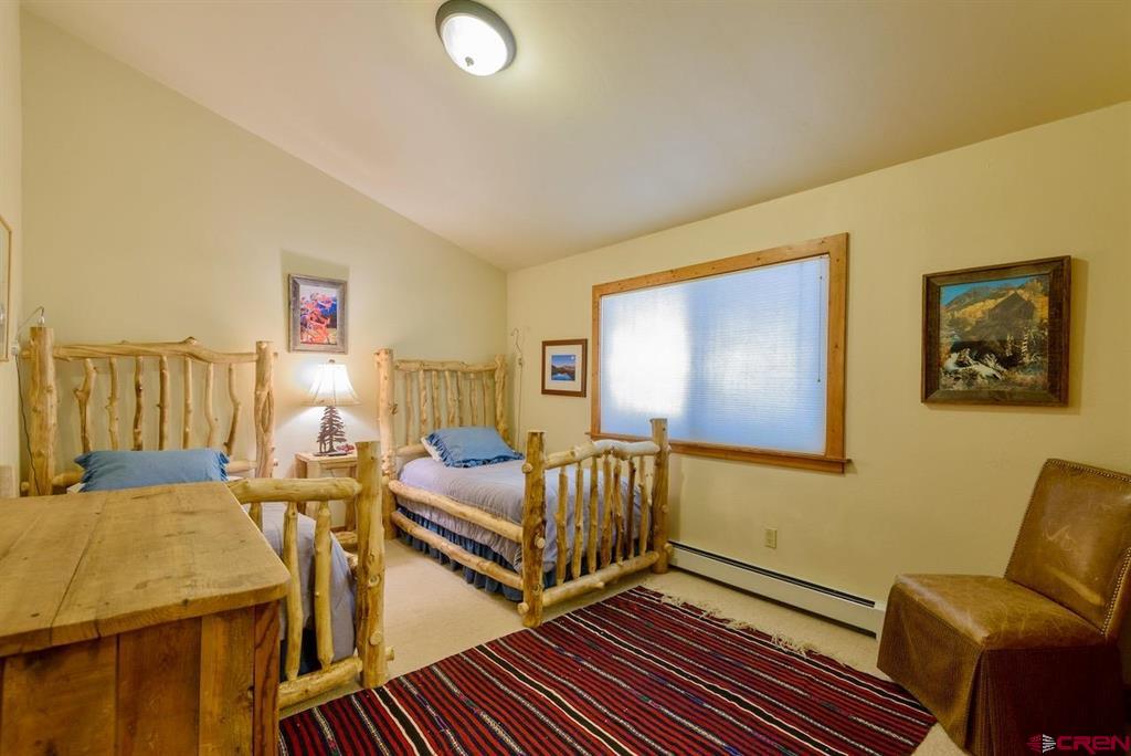 24 Hunter Hill Road Unit: 10