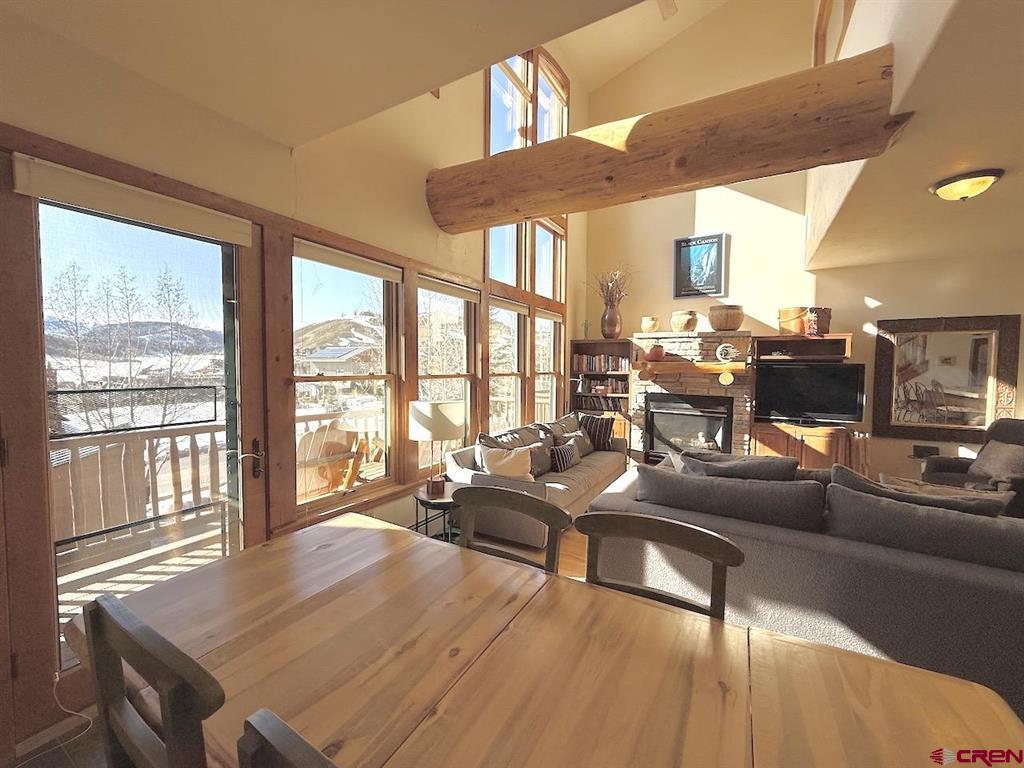 24 Hunter Hill Road Unit: 10