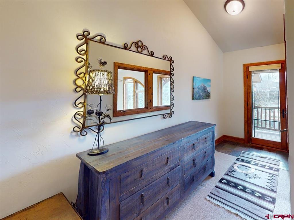 24 Hunter Hill Road Unit: 10
