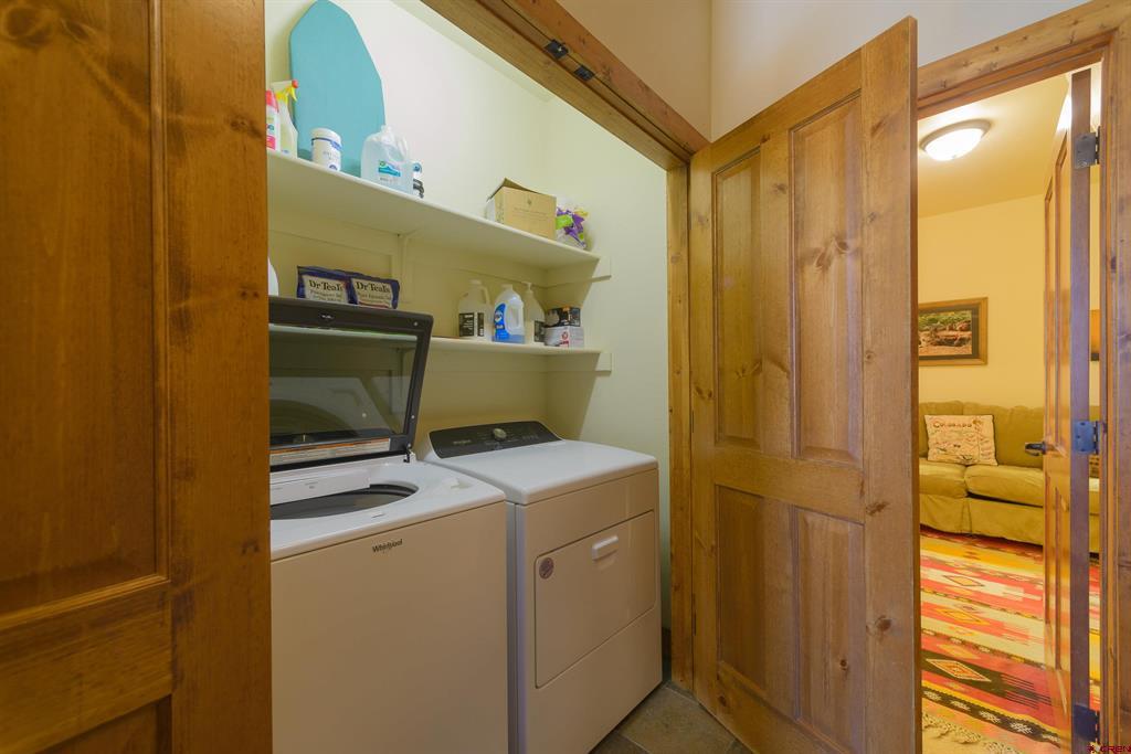 24 Hunter Hill Road Unit: 10