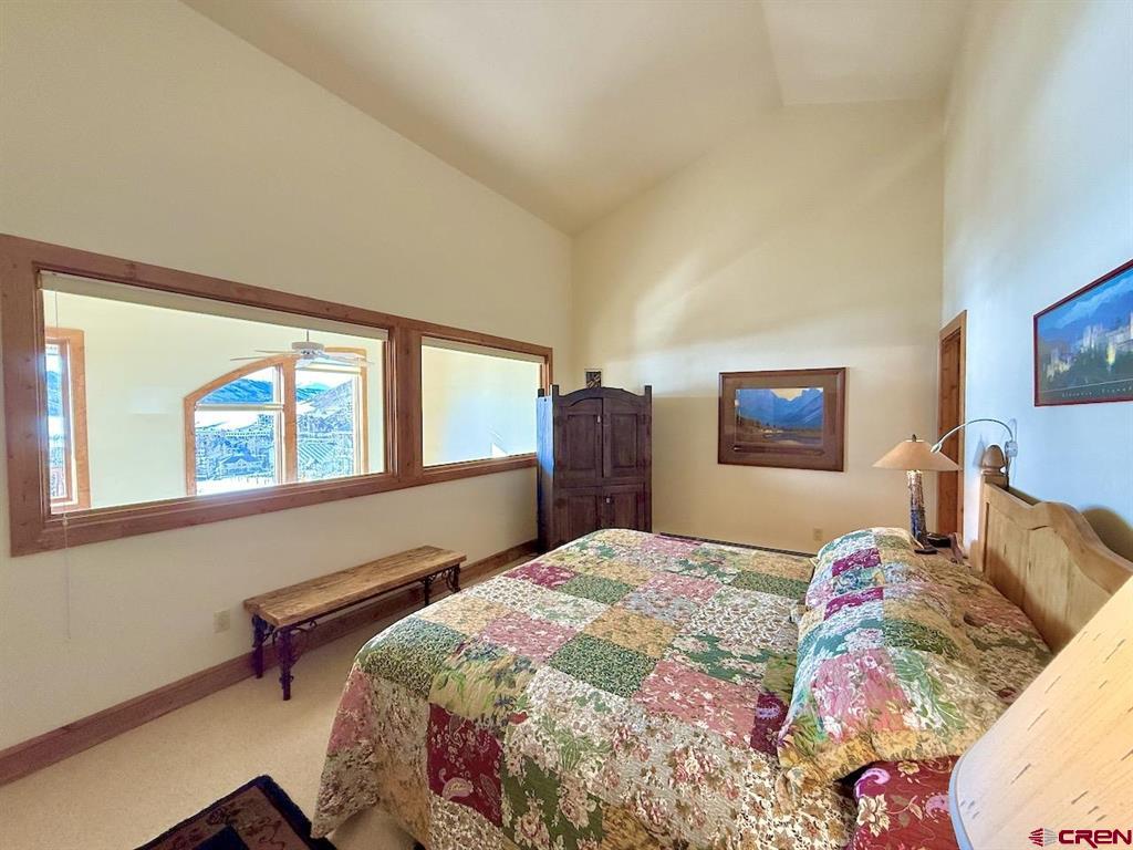 24 Hunter Hill Road Unit: 10