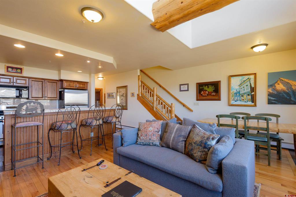 24 Hunter Hill Road Unit: 10