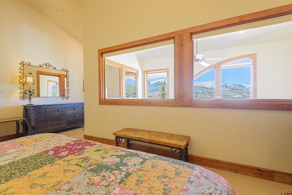 24 Hunter Hill Road Unit: 10