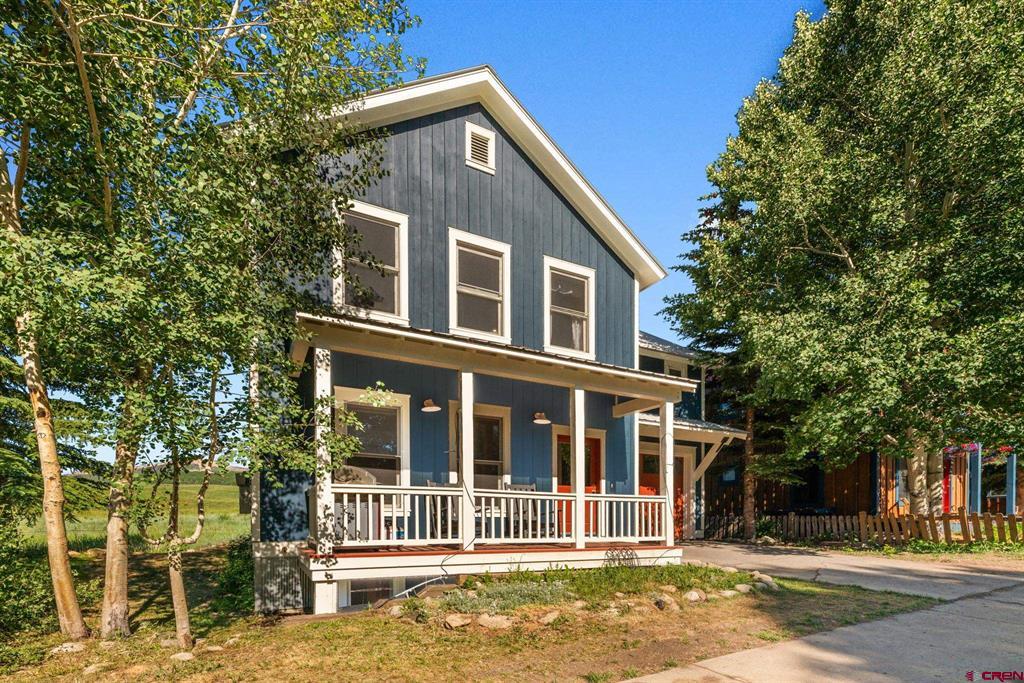 208 Horseshoe Drive