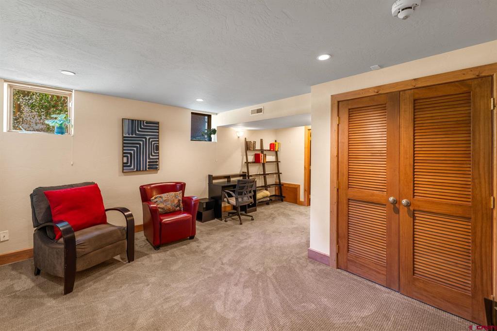 208 Horseshoe Drive