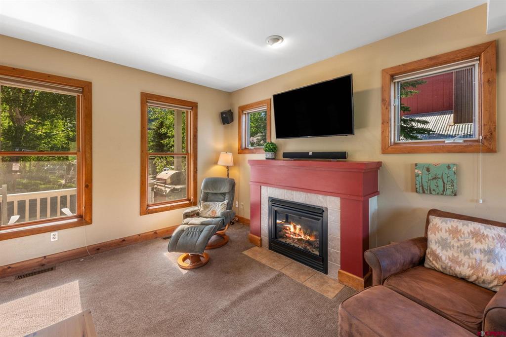 208 Horseshoe Drive