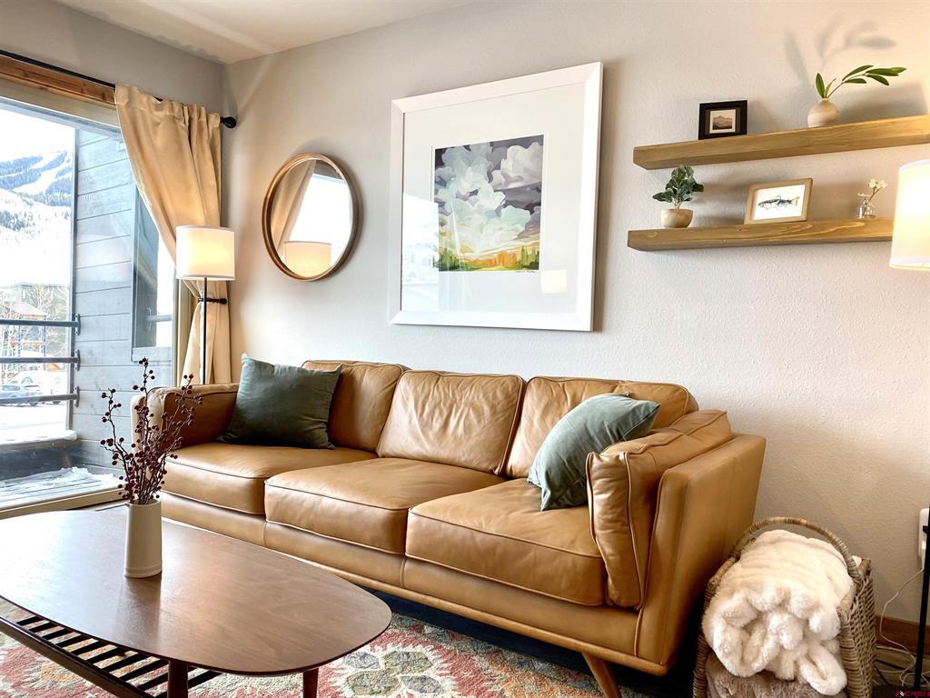 15 Marcellina Lane Unit: 102
