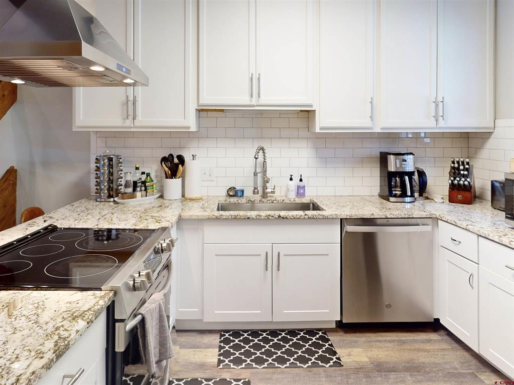 15 Marcellina Lane Unit: 102