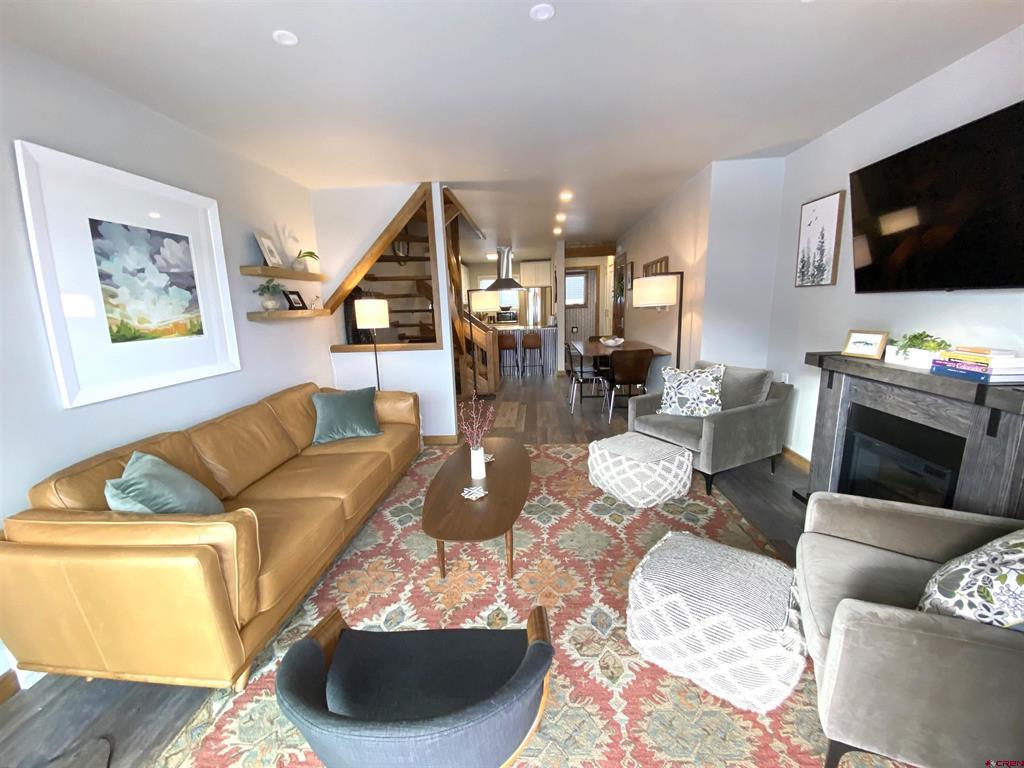 15 Marcellina Lane Unit: 102