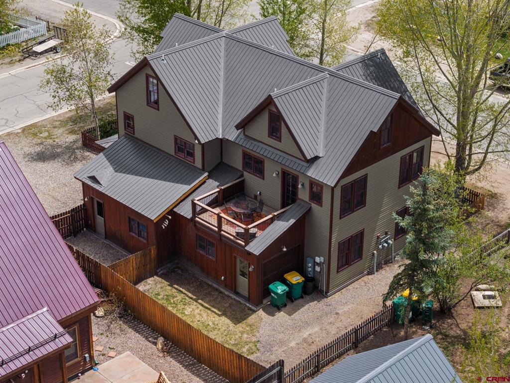 629 Teocalli Avenue