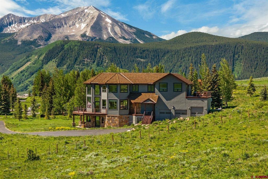 5 Glacier Lily Way