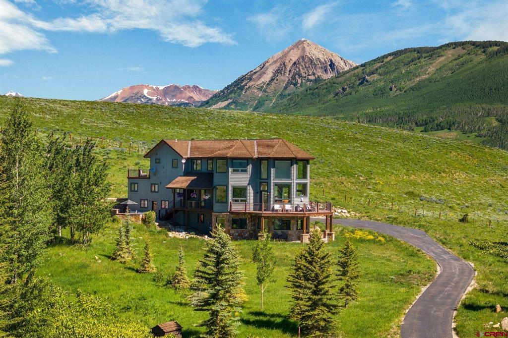 5 Glacier Lily Way