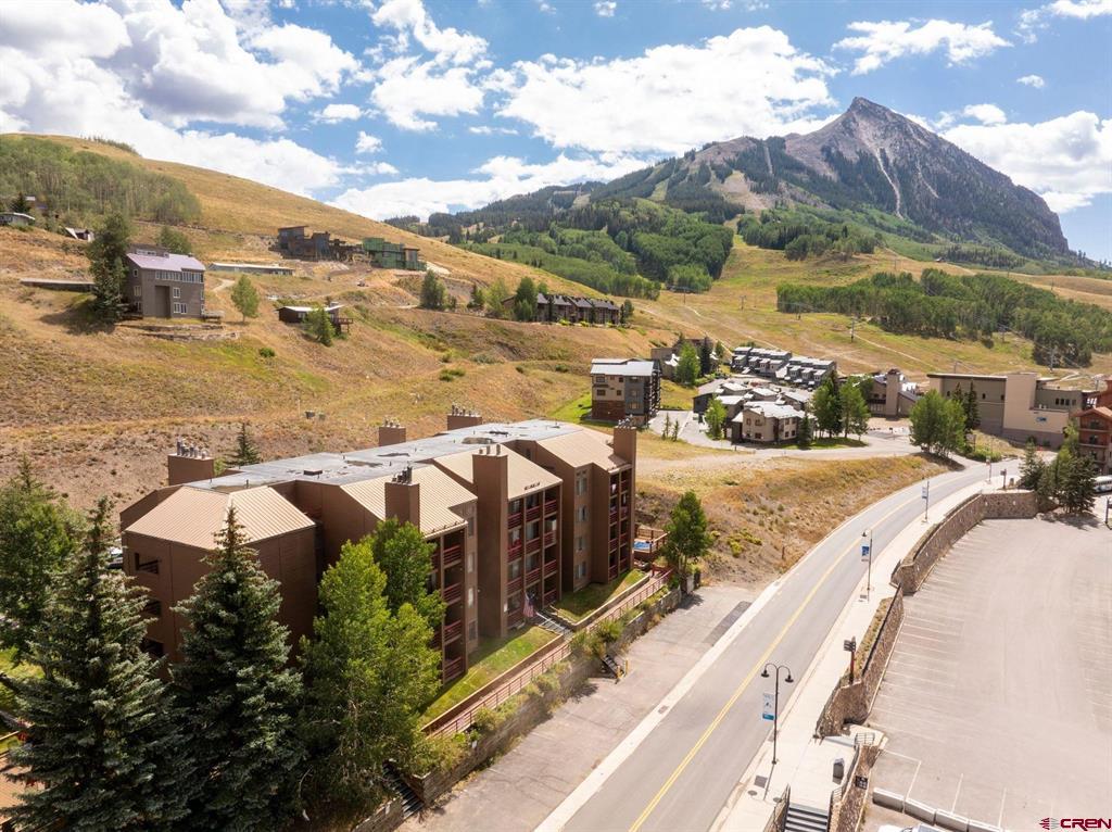 25 Emmons Road Unit: 24