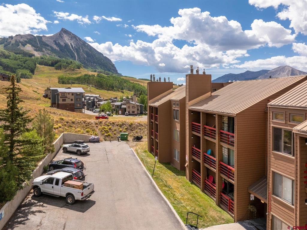 25 Emmons Road Unit: 24