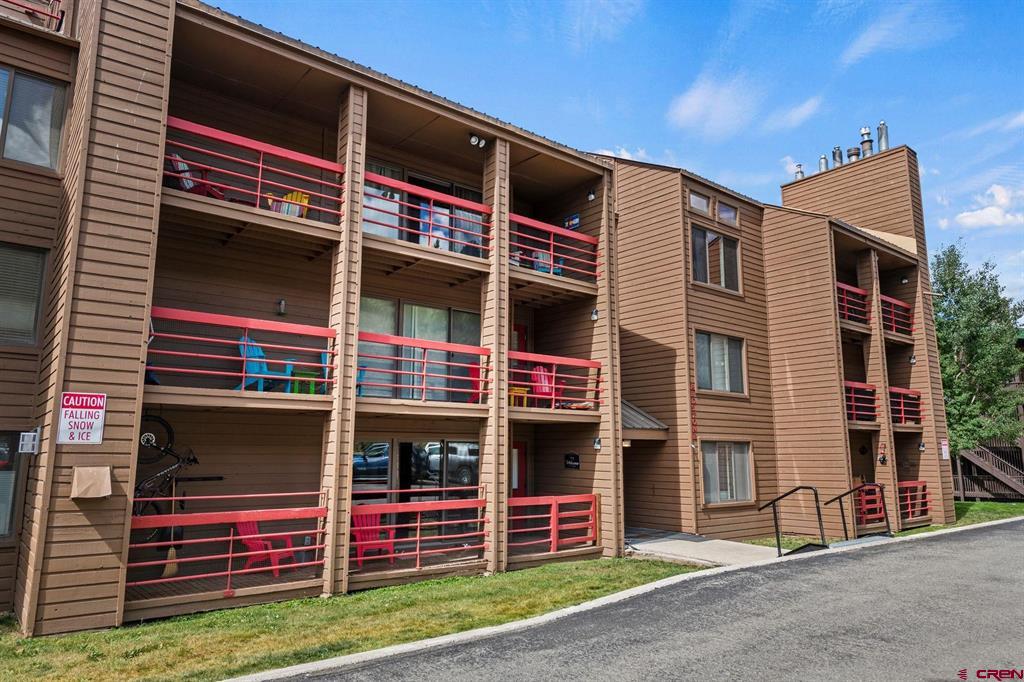 25 Emmons Road Unit: 24