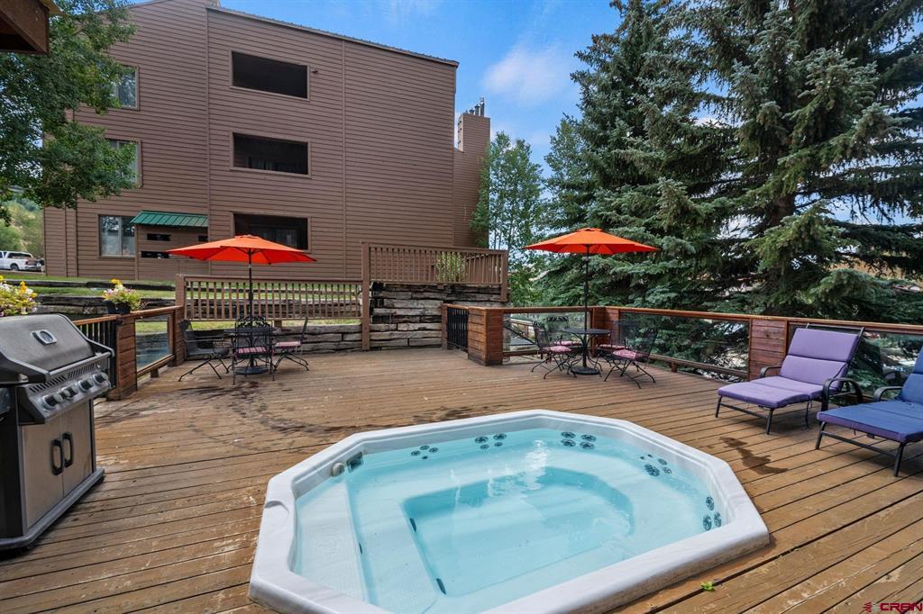 25 Emmons Road Unit: 24