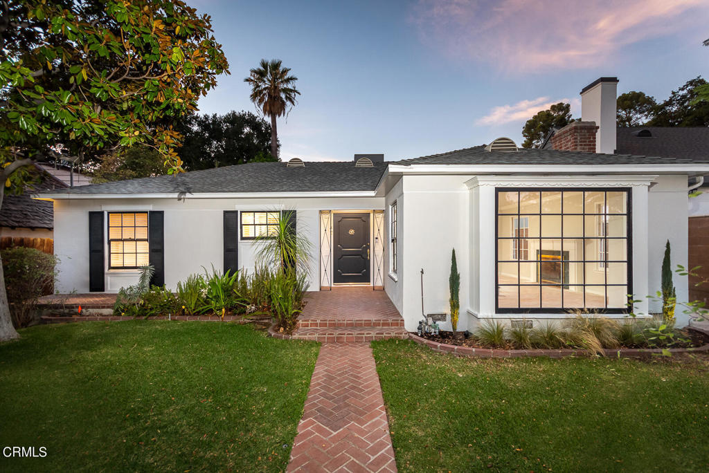 407 E Mountain Street