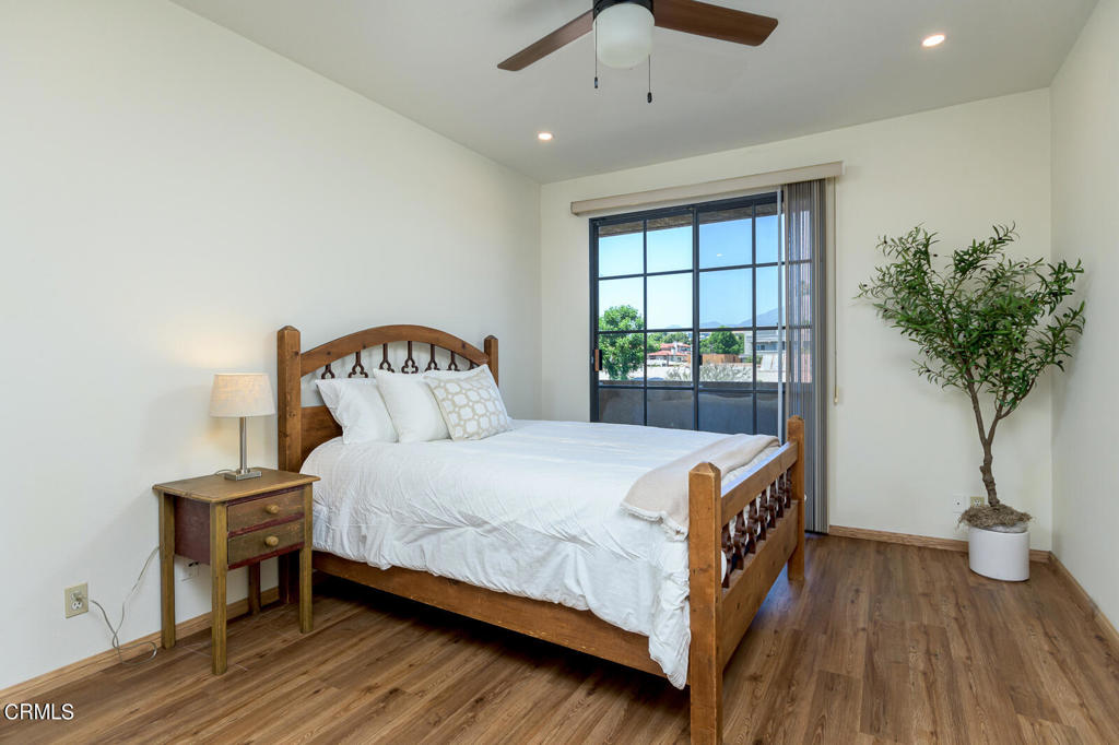 221 S Oak Knoll Avenue 305