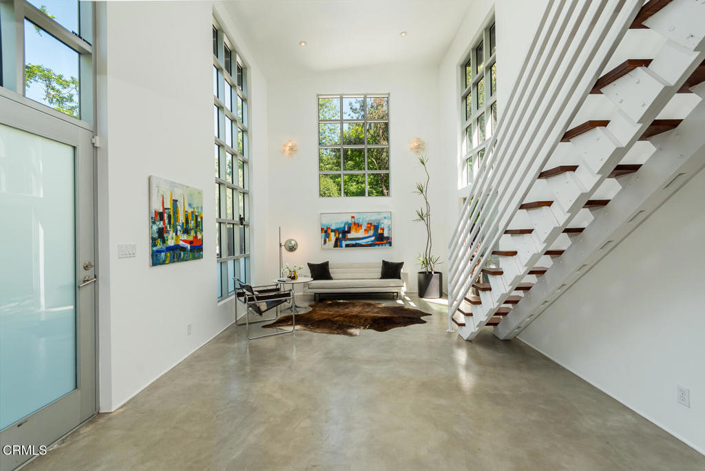 4520 San Andreas Avenue