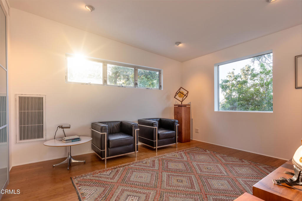 4520 San Andreas Avenue