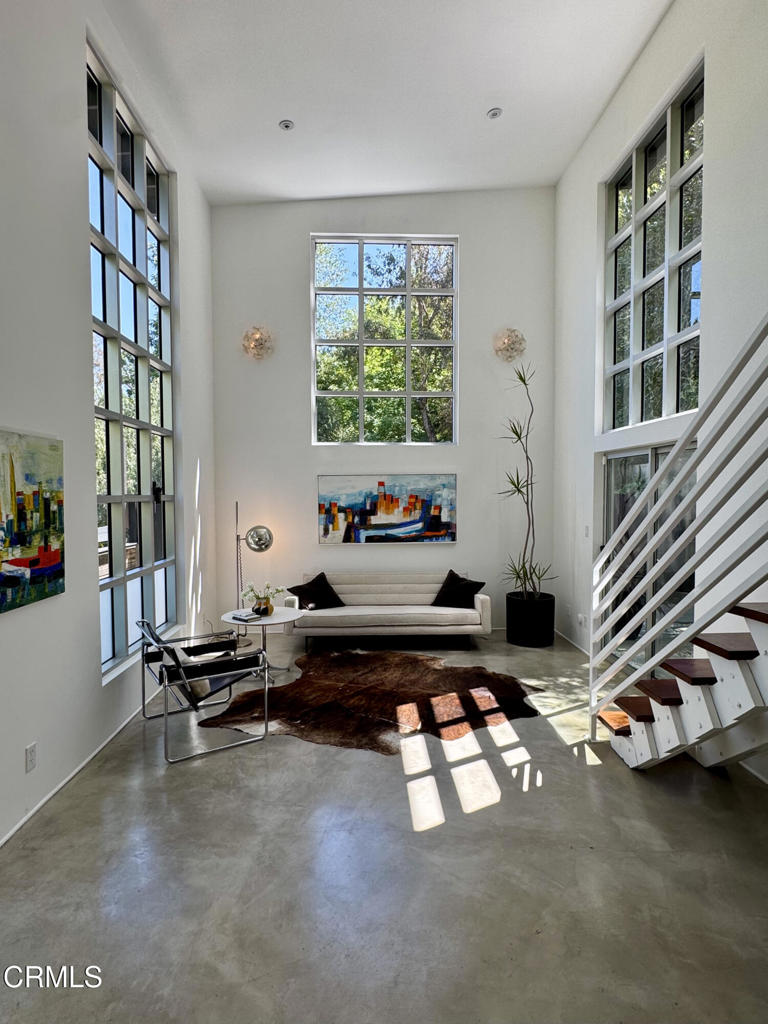 4520 San Andreas Avenue